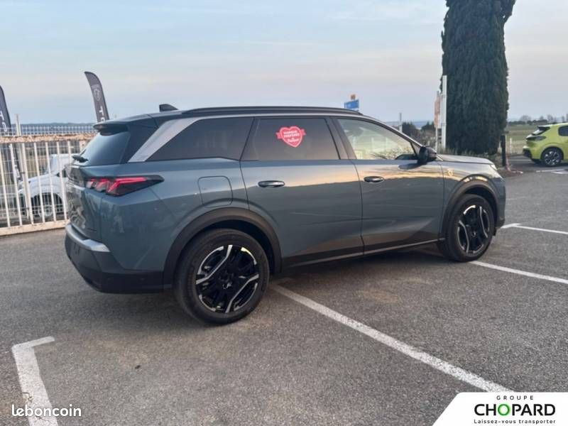 Peugeot 5008 Plug-in Hybrid 225 ch e-DCS7 GT (image 26)