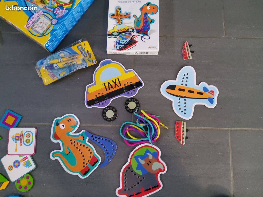 Lot de jouets (image 2)