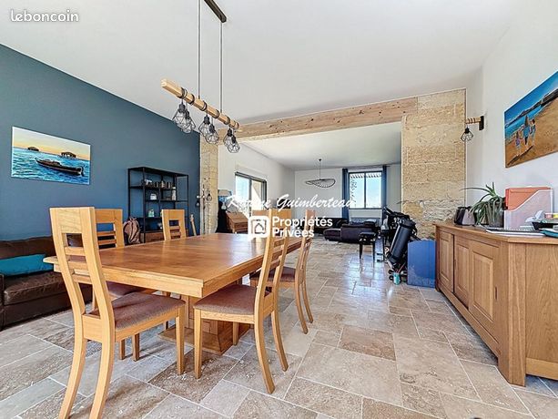 Propriété 6 pièces 211 m²