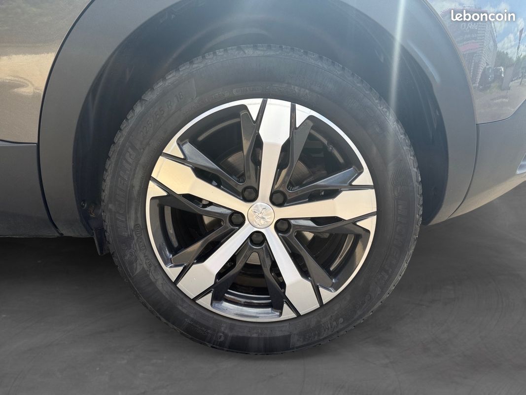 PEUGEOT 3008 BlueHDi 130ch SS EAT8 Active Pack Garantie 12 Mois (image 17)
