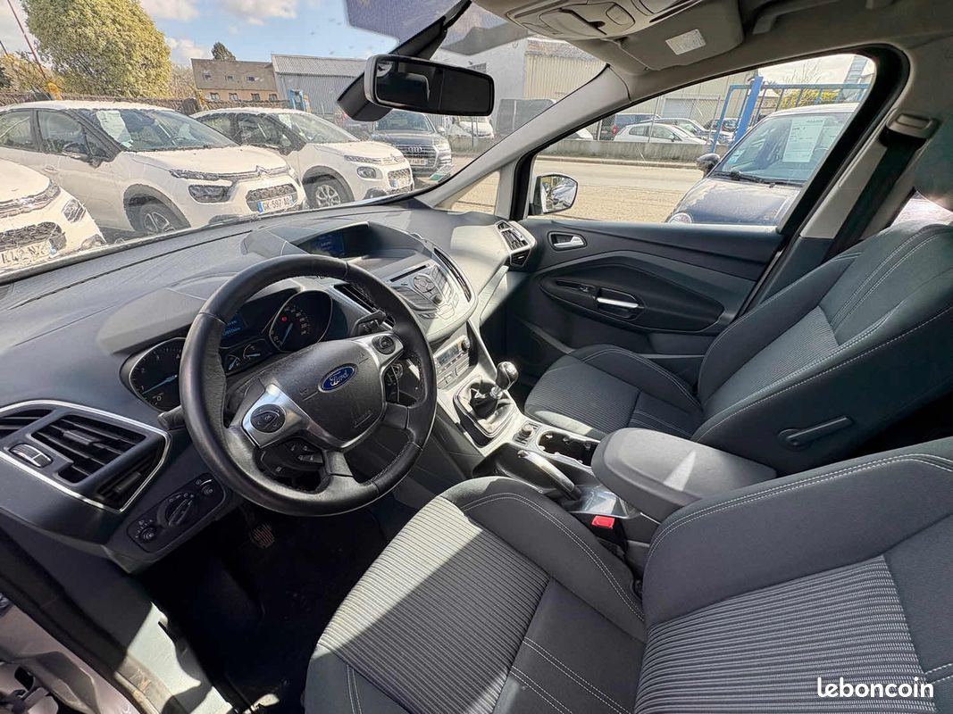 Ford c-max (image 11)