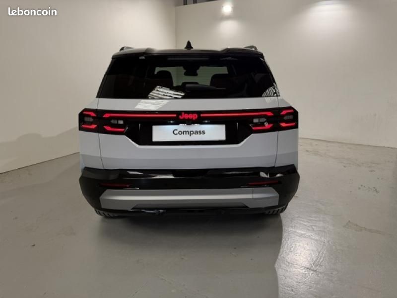 Jeep Compass 1.2 Turbo T3 145ch e-Hybrid First Edition BVR6 (image 7)
