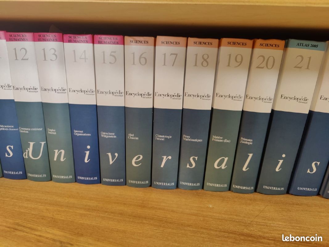 Les essentiels d'Universalis I, II, III (image 2)