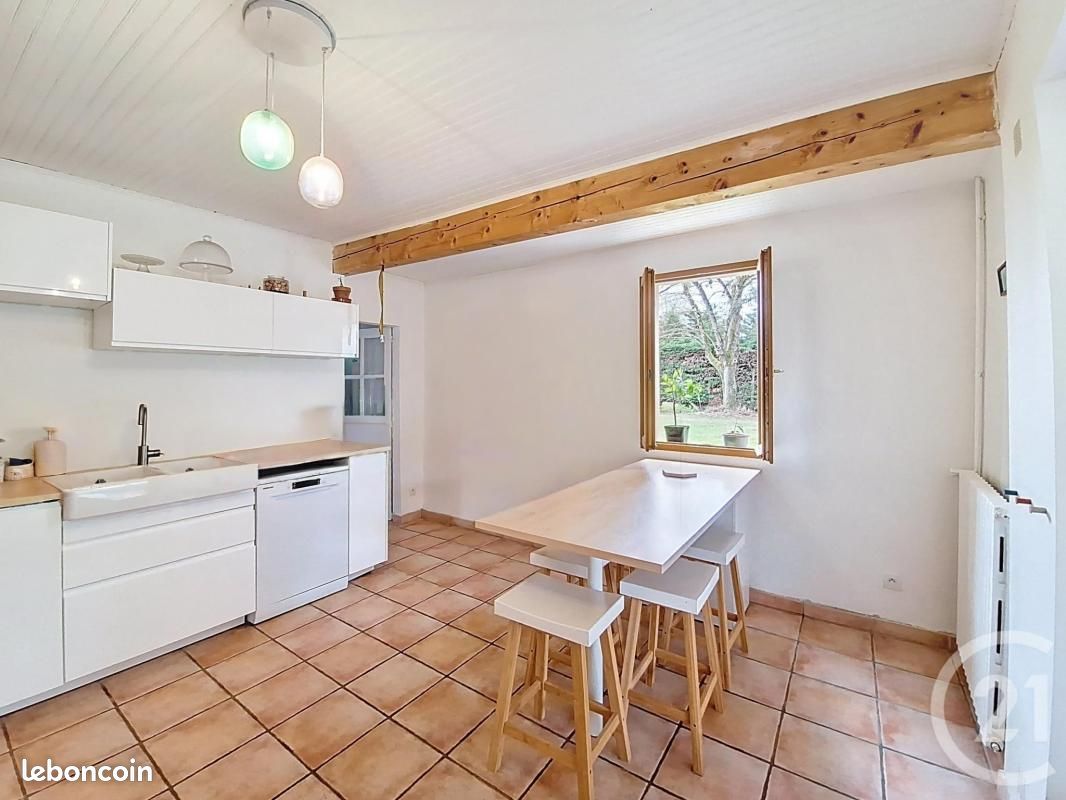 Maison 6 pièces 137 m² · à Lavaur · 137 m² · 286 000 €