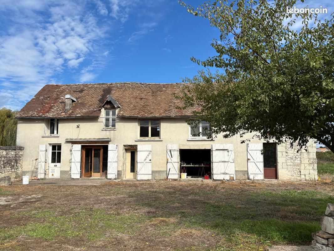 Maison 5 pièces 144 m² · à Scorbé-Clairvaux · 144 m² · 68 000 €