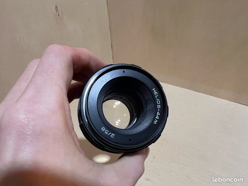 Appareil photo ZENIT TTL 35mm avec objectif Helios 44M 58 mm f2 (versi - Phototek Canada Appareil photo ZENIT TTL 35mm avec objectif Helios 44M 58 mm f2 (versi - Phototek Canada