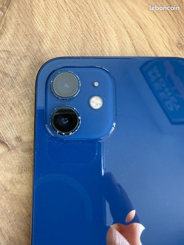 IPhone 12 (image 4)