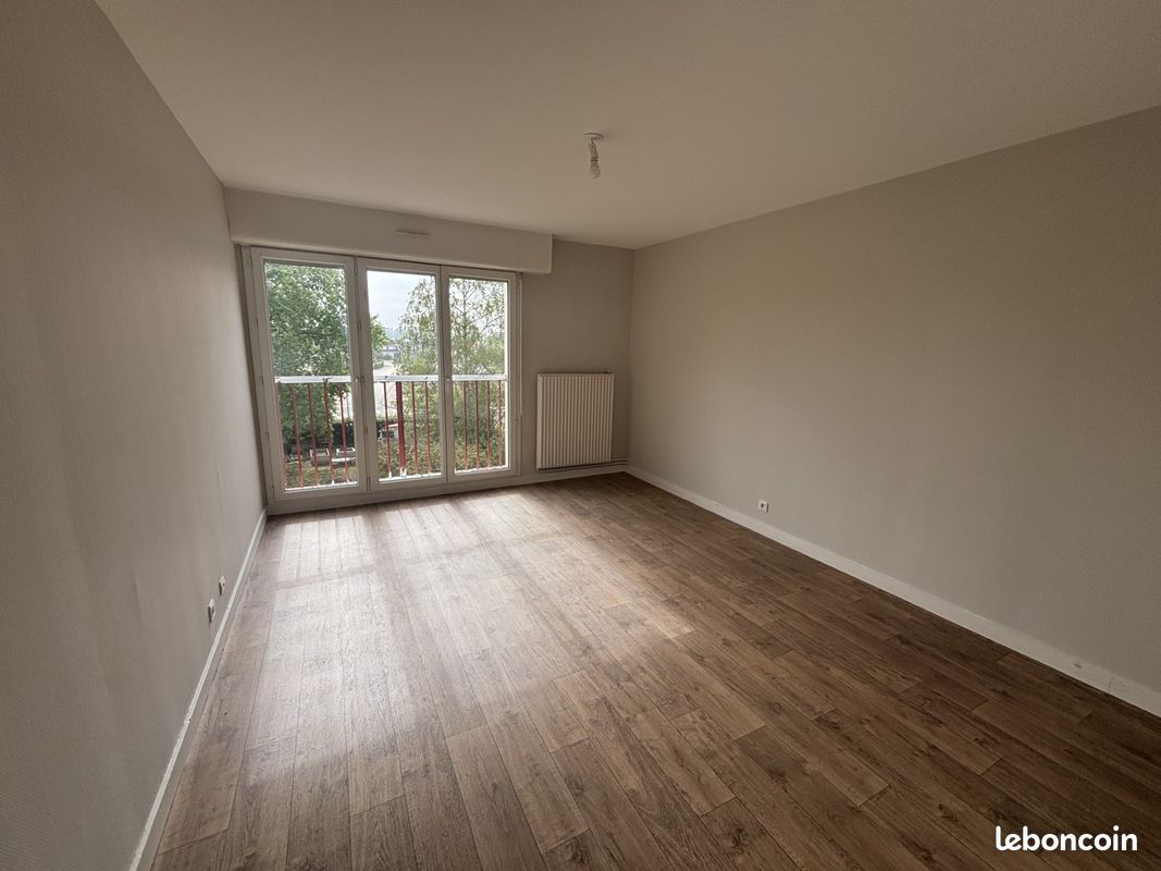 Appartement 3 pièces 63 m² · à Péronnas · 63 m² · 583 €/mois