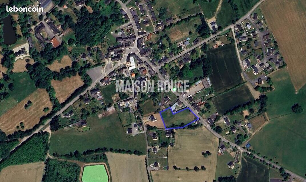 Terrain 3968 m² · à Chauvigné · 107 830 €