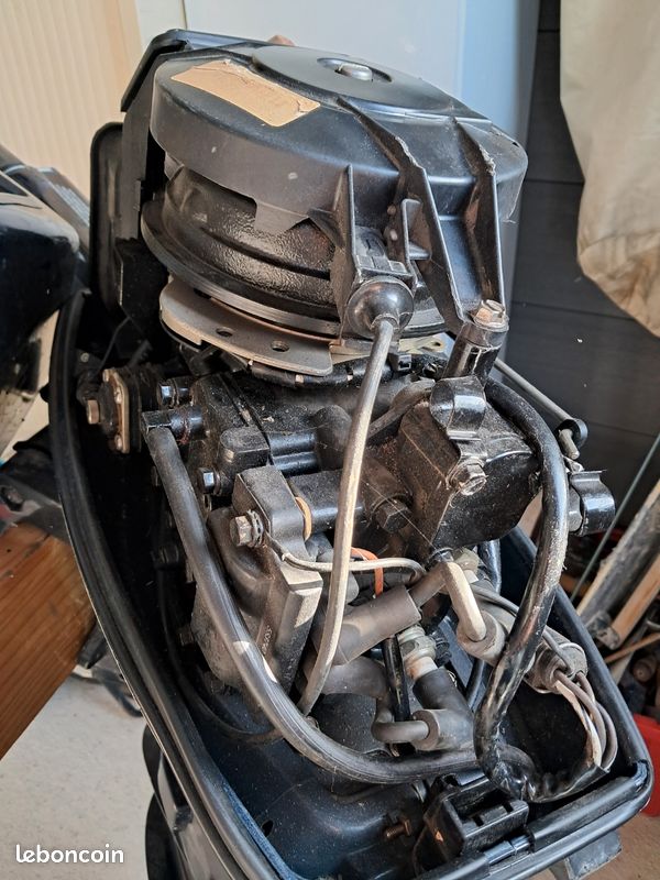 Moteur hors bord (image 2)