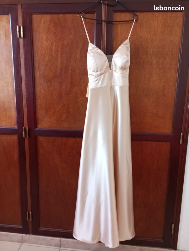 Robe de soirée (image 2)
