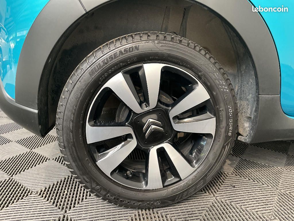 Citroën C3 PureTech 83 S&S BVM5 Shine Pack (image 23)