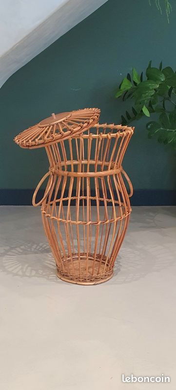 Panier en rotin (image 1)