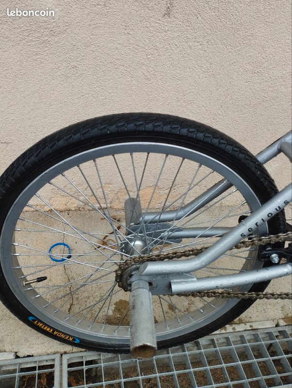 Vélo freestyle SUNN réviser (image 5)