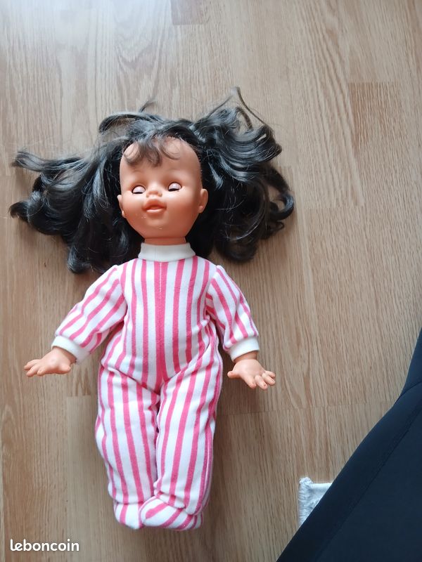 POUPEES SOUPLES ANCIENNES BELLA - MAGALIE- NOSTALGI.... Coigneux 80560