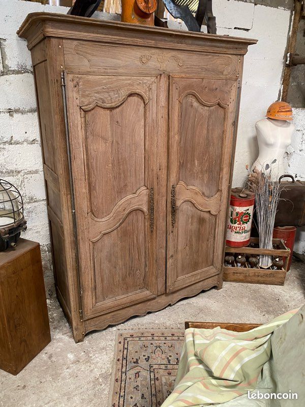 Armoire ancienne fin 19eme plein chêne (image 1)