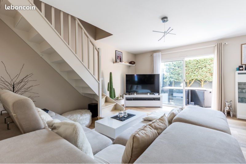 Maison 5 pièces 85 m² · à Bègles · 85 m² · 1 650 €/mois