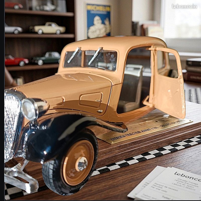 Lot de 16 voiture miniature Citroën traction altaya atlas 1/43 - Collection