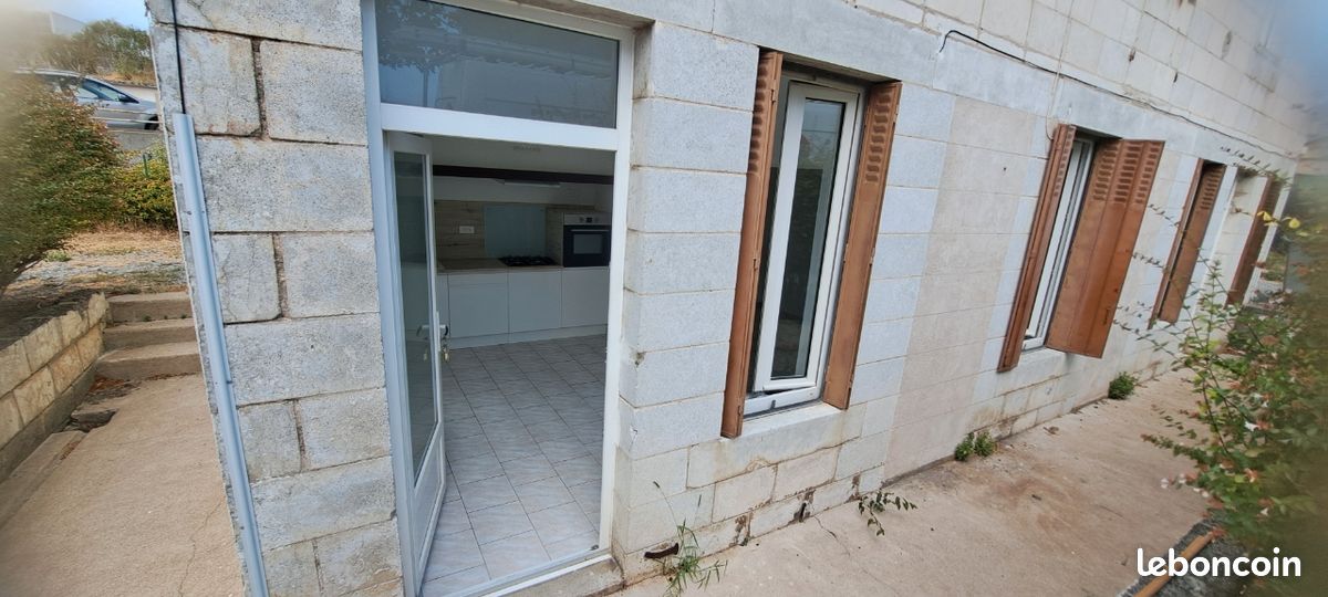 Appartement 2 pièces 45 m² · à Surgères · 45 m² · 630 €
