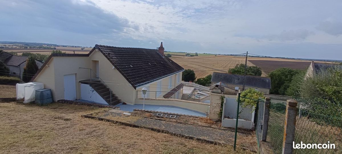 Maison 5 pièces 164 m² · à La Roche-Clermault · 164 m² · 222 000 €