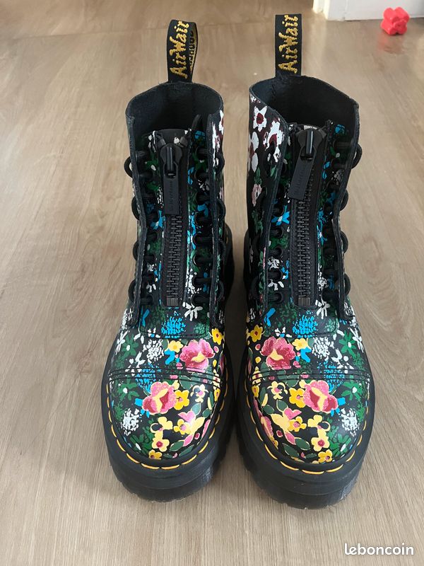 Dr.Martens Sainclair (image 2)