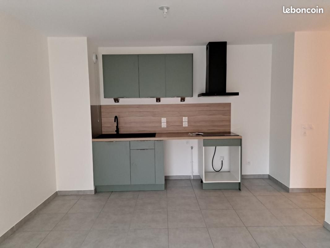 Appartement 2 pièce(s) 48 m²à louer Thonon-les-bains