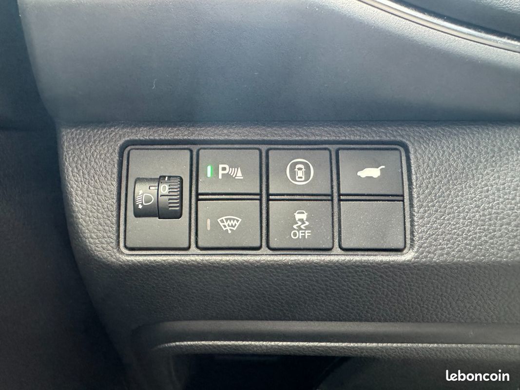HONDA HR-V E:HEV 1.5 i-MMD Advance ENTRETIEN COMPLET HONDA/ CAMERA DE RECUL/ SIEGES ET VOLANT CHAUFFANTS/ APPLE CAR P (image 21)