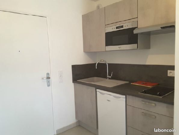 Appartement 1 pièce 27 m² · à Metz · 27 m² · 440 €