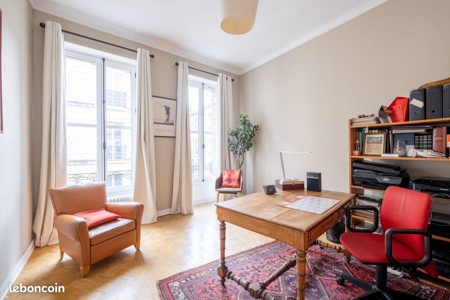 Maison 5 pièces 120 m² · à Bordeaux · 120 m² · 2 000 €/mois
