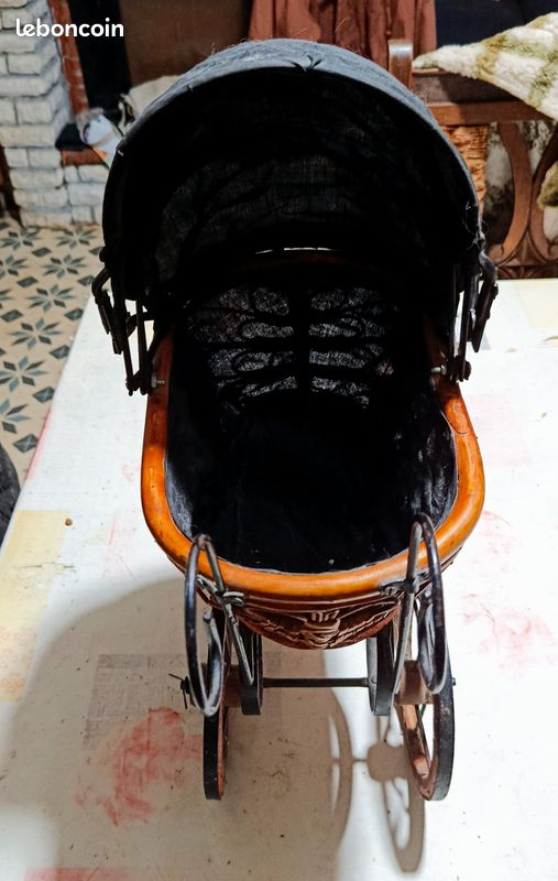 Ancienne Poussette Pour Poupée – Style Victorien / Landau – Bois Et Métal – Vintage