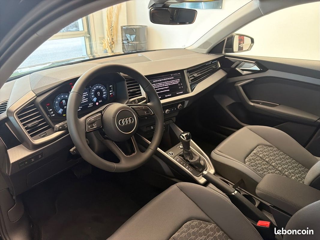 AUDI A1 Sportback 30 TFSI 116 ch S tronic 7 Design (image 11)
