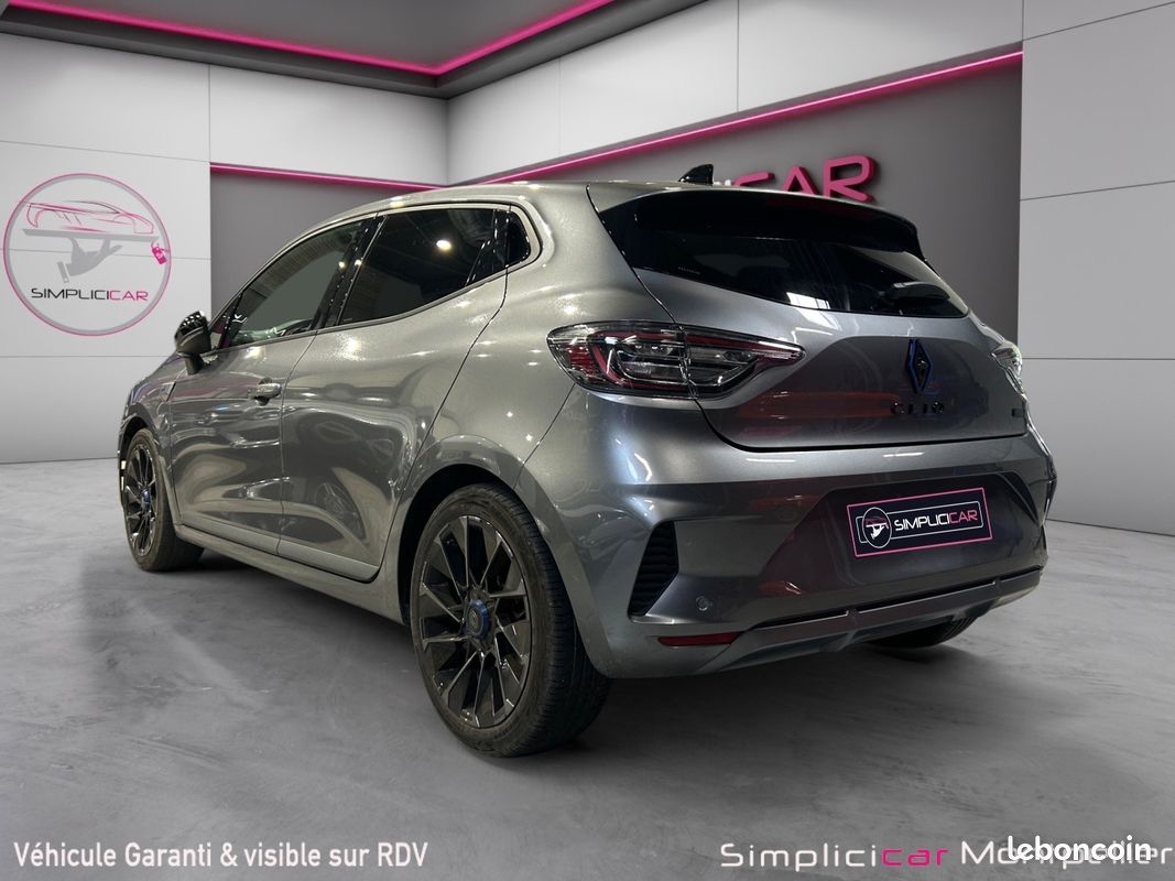 RENAULT CLIO V 1.6 E-TECH 145 ESPRIT ALPINE 94Ch Garantie 12 mois (image 3)