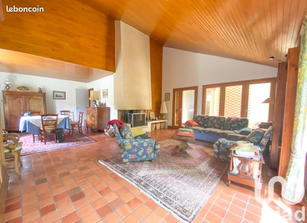 Maison 8 pièces 170 m²