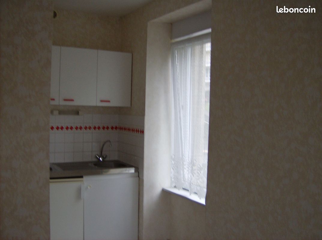 Appartement 1 pièce 23 m² · à Quimper · 23 m² · 350 €/mois