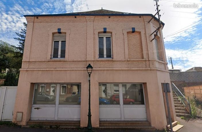 Maison 11 pièces 203 m²