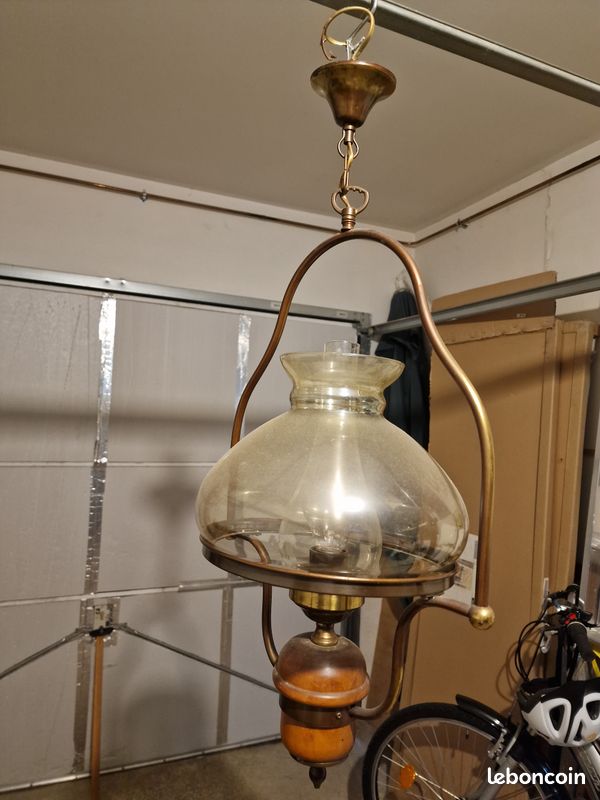 Lustre (image 1)