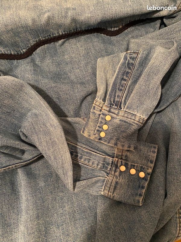 Chemise un jean Zara taille M (image 2)