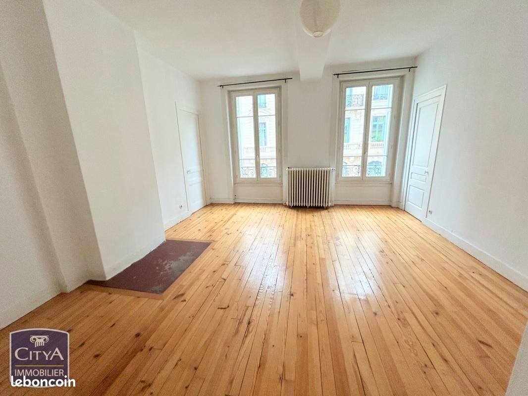 Appartement 6 pièces 158 m² à Saint-Étienne