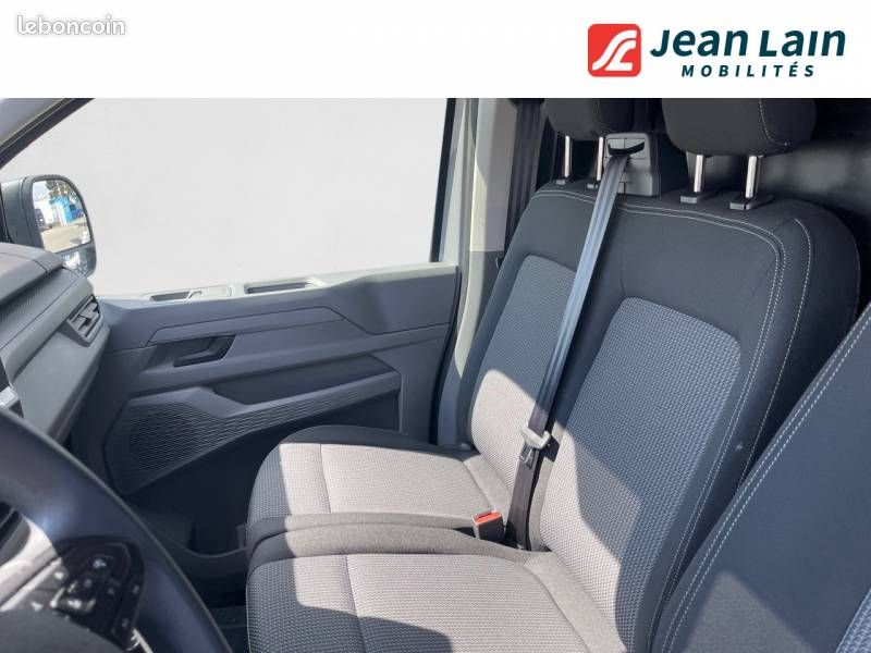 Volkswagen Transporter FOURGON VAN L1H1 2.0 TDI 150 BVM6 BUSINESS (image 17)