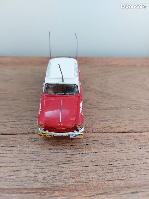 Peugeot 404 norev 1/43 (image 4)