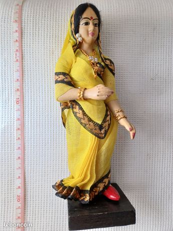 Poupées En Porcelaine Indienne Rare Année 70 Fabriqué En