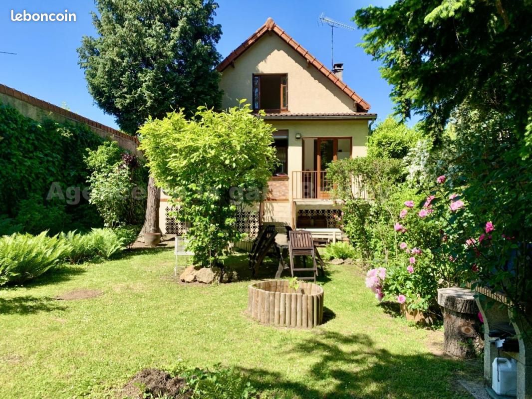 Maison 5 pièces 84 m² · à Brunoy · 84 m² · 369 000 €