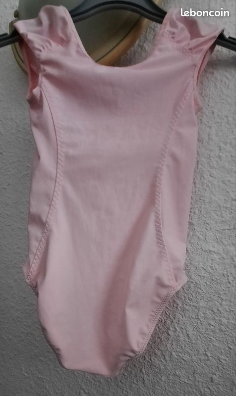 Lot 2 justaucorps (image 2)