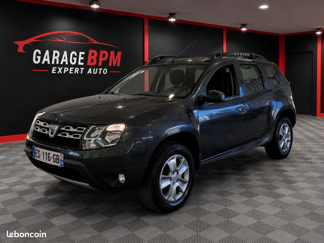 Dacia Duster 1.2 TCe 125 Lauréate Plus – Garantie 12 mois – Entièrement révisé -attache remorque (image 3)