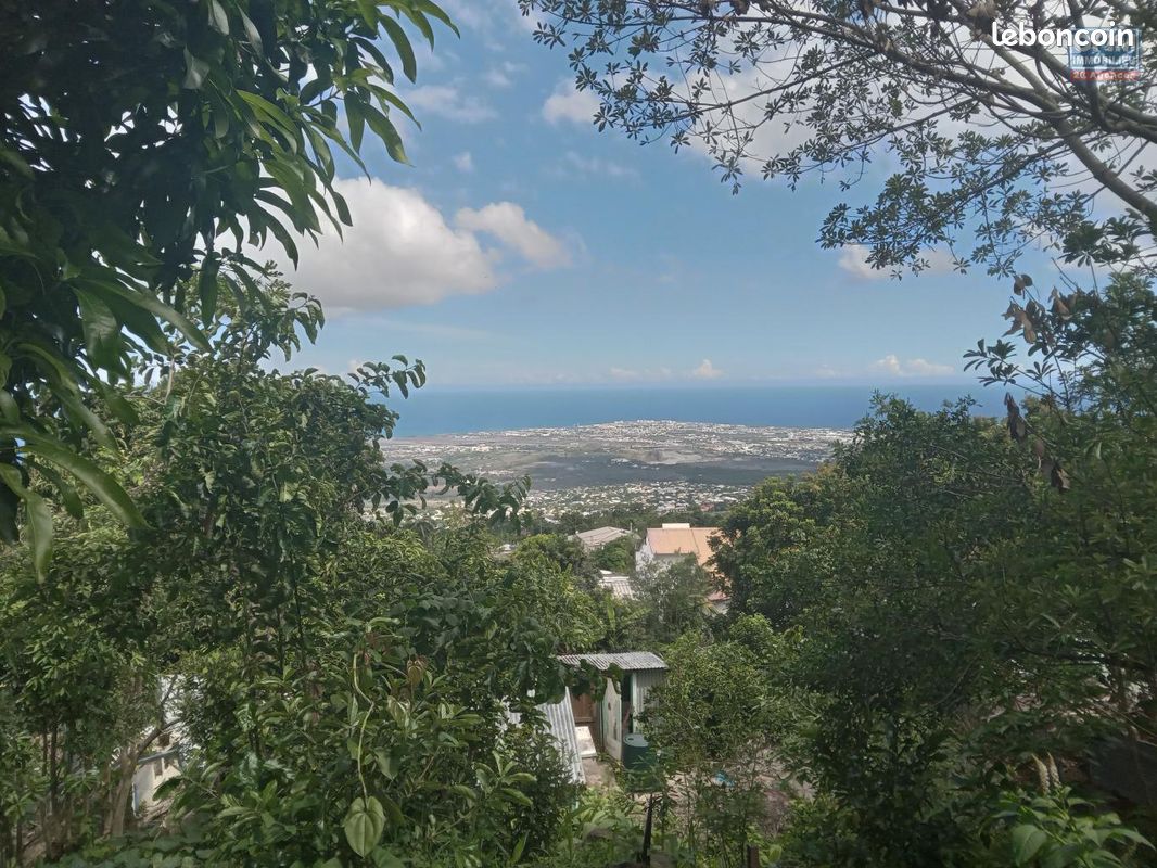 Terrain 400 m² · à Saint-Paul · 223 000 €