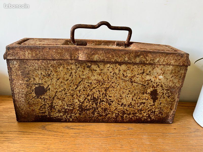 Caisse MG allemande ww2 (image 1)