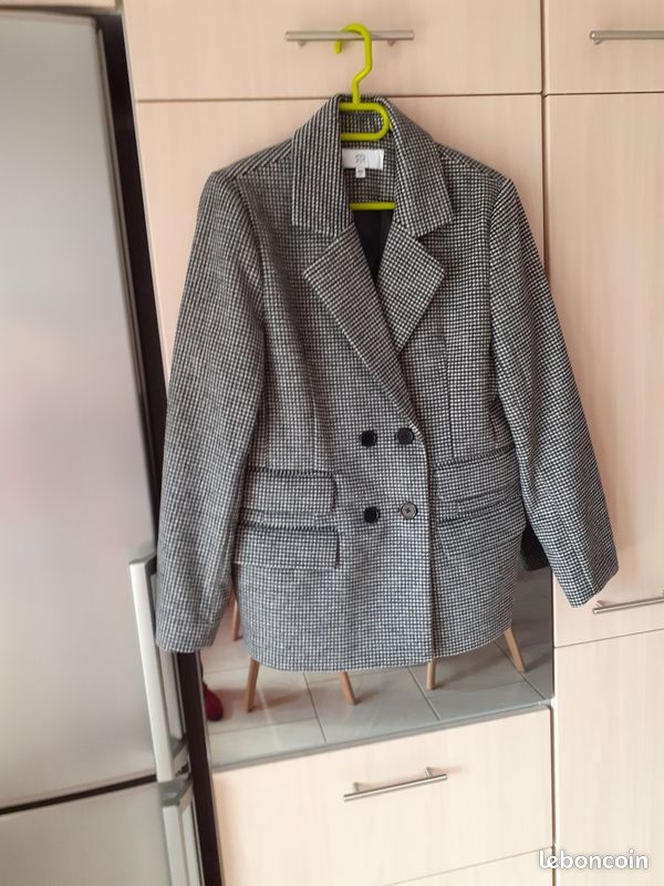 A vendre veste pied de poule noir et blanc (image 2)