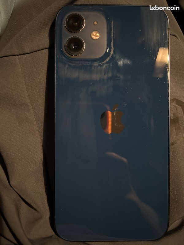 IPhone 12 (image 2)