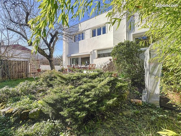 Maison 6 pièces 140 m²