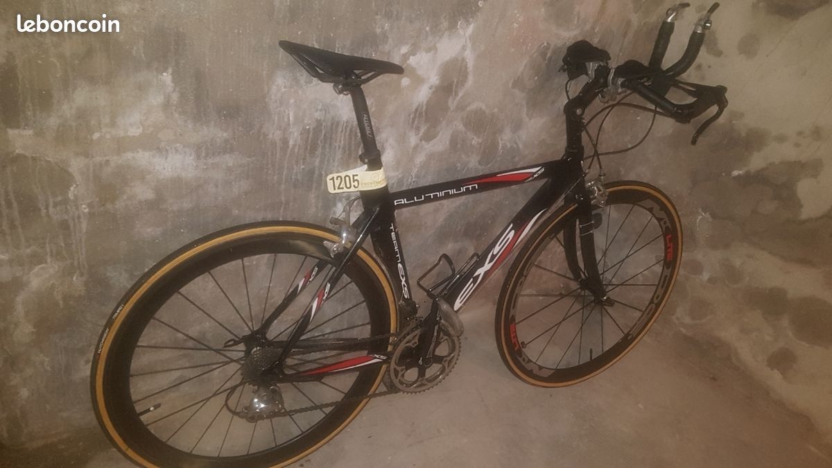 Vends velo de course triathlon EXS Vélos